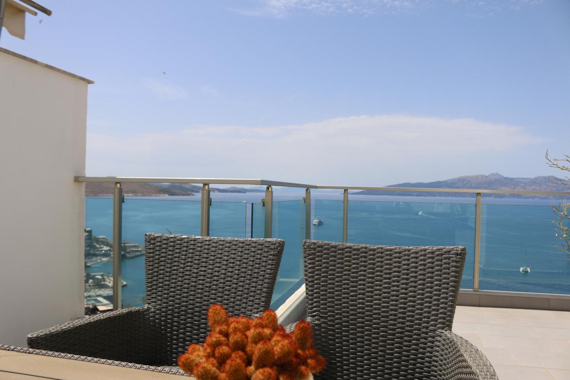 SarandëRocknest Sea View Penthouse公寓 外观 照片